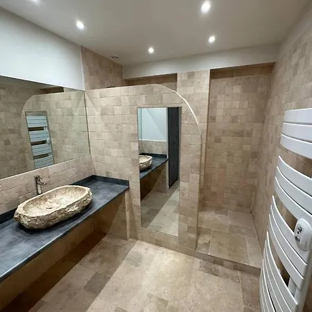 Maison De Charme Vue 5chambres Sur Villa