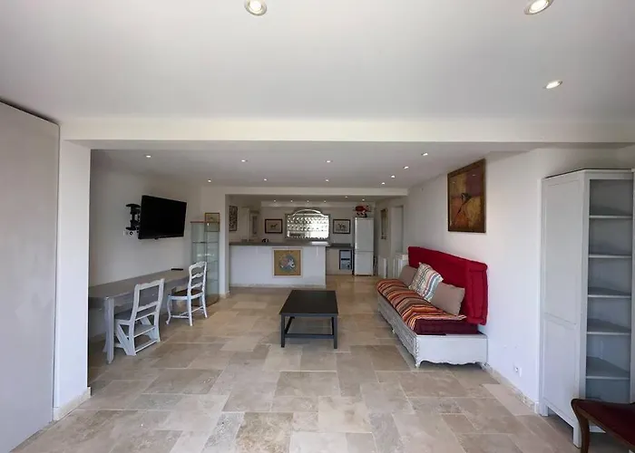Maison De Charme Vue 5chambres Sur *